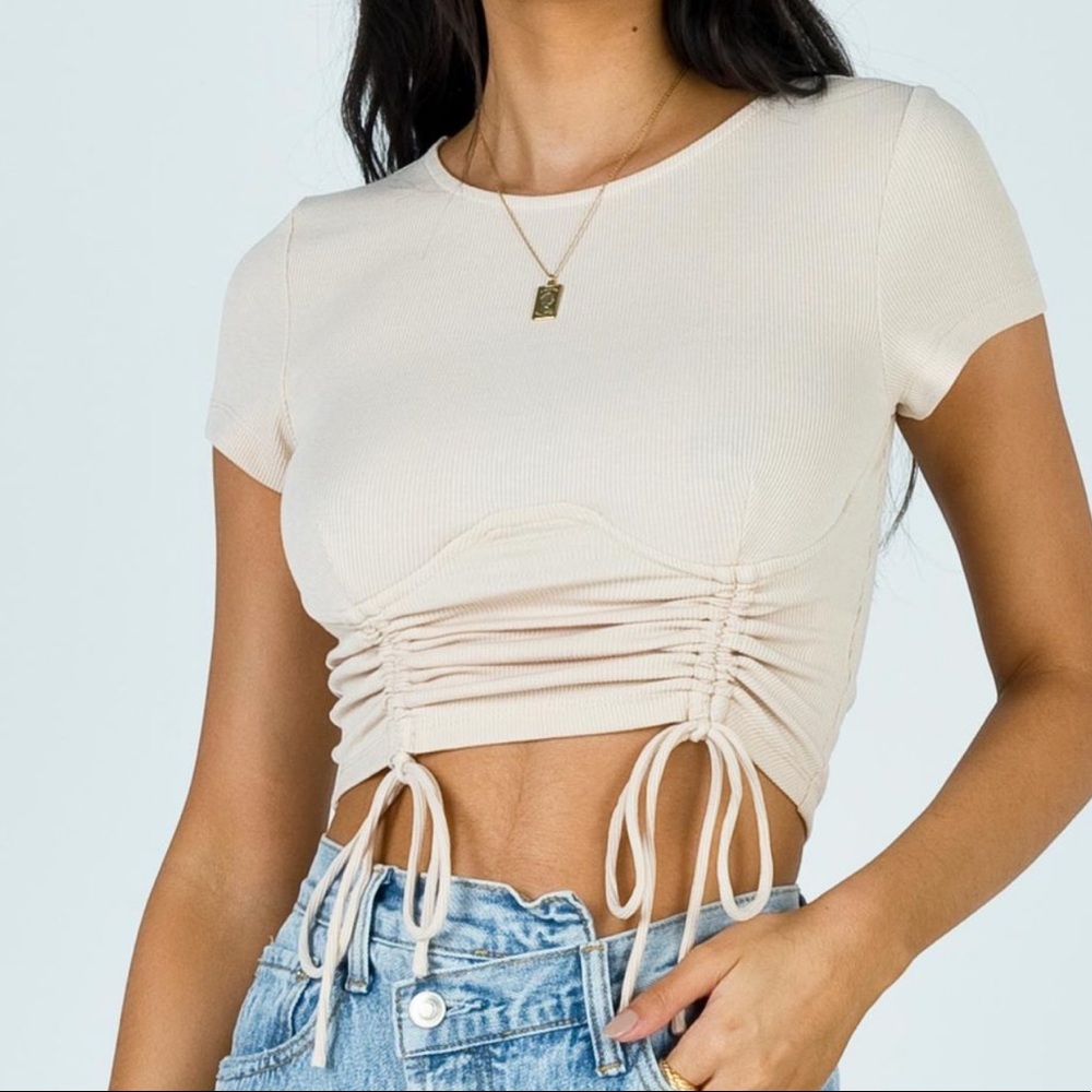 Beige detailed front top